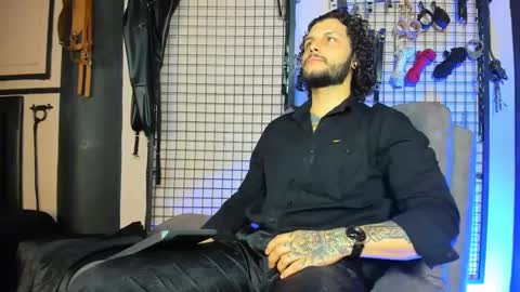 Snapshot of twisted_fantasy_ chatting on 23, 2, 2025 Clio Tadeo online show from 23, 2, 2025