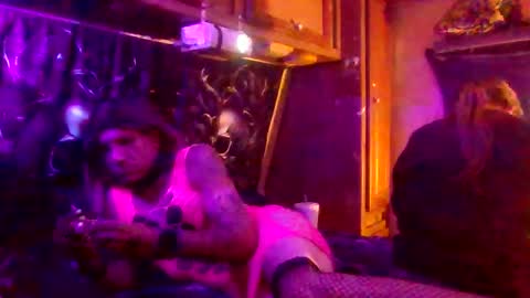Snapshot of twiztidleeanna69 chatting on 21, 10, 2025 Tintilizing Excitement online show from 21, 10, 2025