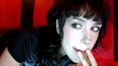 Snapshot of twizzytoxic22 chatting on 3, 7, 2026 twizzytoxic22 online show from 3, 7, 2026