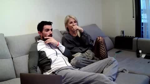 two_hot_to_handle online show from 6, 1, 2026