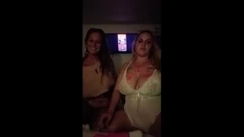 Twocrazy85 online show from 21, 12, 2024