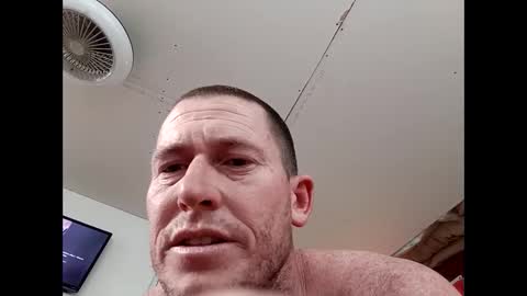 Twocrazy85 online show from 22, 2, 2025