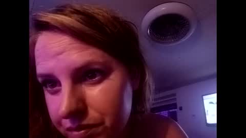 Twocrazy85 online show from 9, 3, 2025