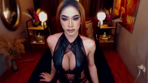 Snapshot of twofuckablestrans chatting on 17, 11, 2025 KiaraKeana online show from 17, 11, 2025