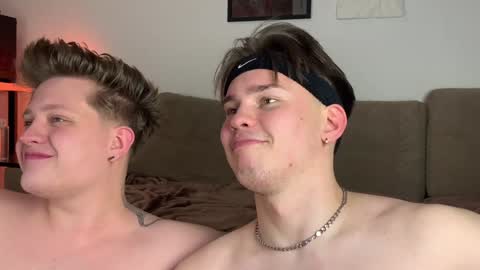 Noah blonde and Josh dark hair Nike guy online show from 12, 1, 2025