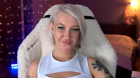 Miley online show from 28, 1, 2025