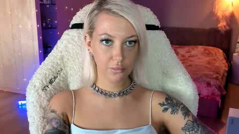 Miley online show from 11, 10, 2025