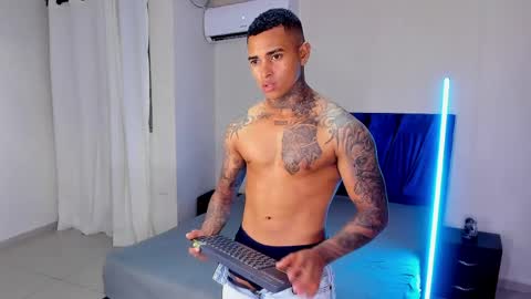 tyler_bell_ online show from 9, 4, 2026