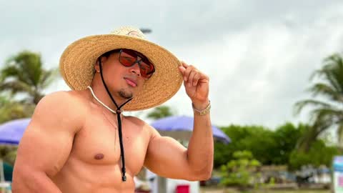 tyler_hank1 online show from 3, 2, 2025