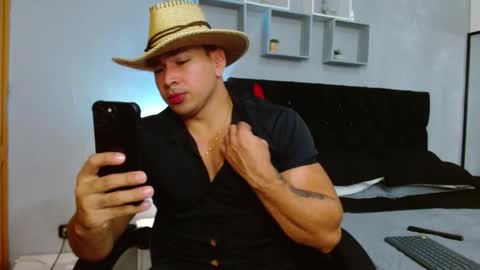 tyler_hank1 online show from 3, 12, 2025