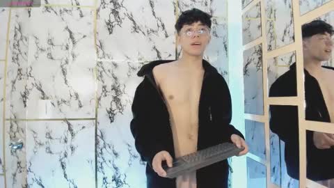 Tylhugedoom online show from 11, 1, 2025