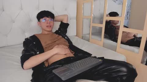 Tylhugedoom online show from 22, 1, 2025