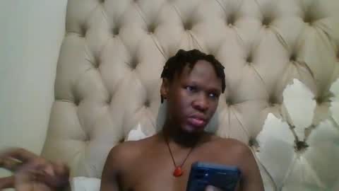 Snapshot of tyrock30 chatting on 2, 12, 2025 tyrock30 online show from 2, 12, 2025