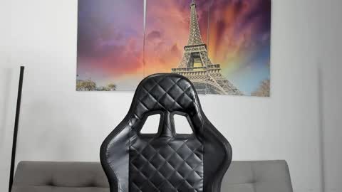 Snapshot of tyron_rulers chatting on 23, 4, 2026 Dvid Rullers online show from 23, 4, 2026