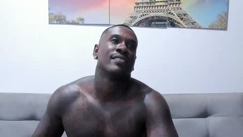Snapshot of tyron_rulers chatting on 15, 5, 2026 Dvid Rullers online show from 15, 5, 2026