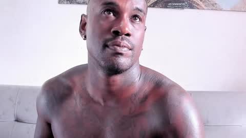 Snapshot of tyron_rulers chatting on 18, 5, 2026 Dvid Rullers online show from 18, 5, 2026