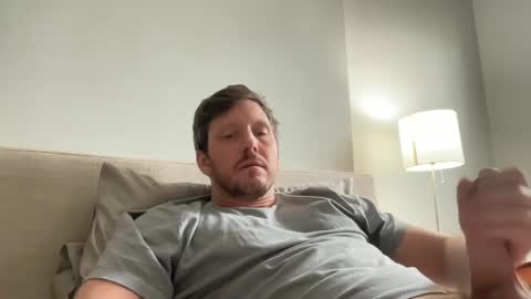 Snapshot of u28005 chatting on 16, 2, 2025 u28005 online show from 16, 2, 2025