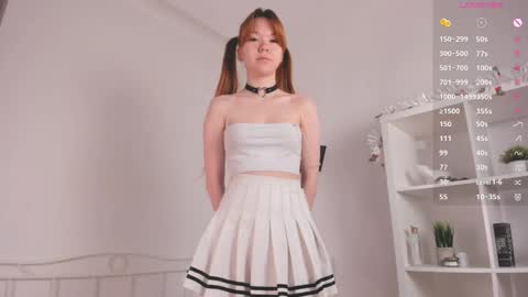 Lili online show from 5, 3, 2025