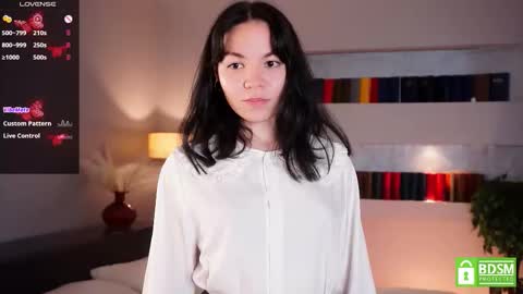 Lili online show from 10, 9, 2025