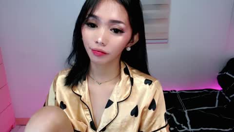 urbbgirl alliah online show from 25, 5, 2026