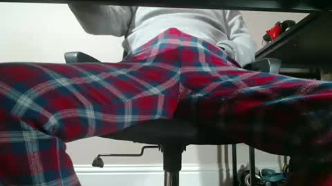 ukguynxtdr online show from 24, 2, 2025