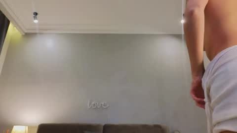 Naomi online show from 11, 10, 2025