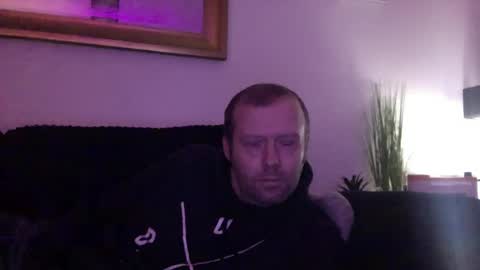 ukmatty3 online show from 24, 1, 2025