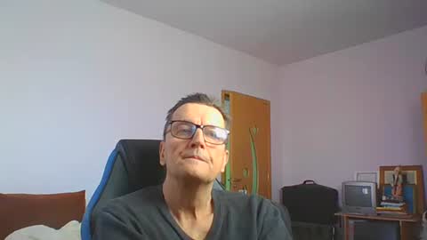 ulmeni4 online show from 9, 1, 2026