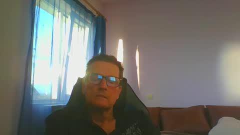ulmeni7 online show from 15, 10, 2025