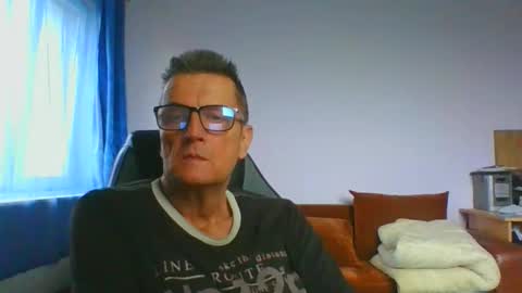 ulmeni7 online show from 1, 6, 2026