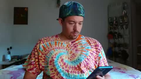 Snapshot of umphreak42 chatting on 10, 5, 2026 Andrew online show from 10, 5, 2026