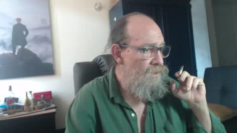 Snapshot of uncle_hottiecb chatting on 14, 7, 2026 Uncle Hottie online show from 14, 7, 2026