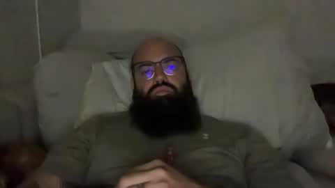 uncutbeard129840 online show from 16, 12, 2025