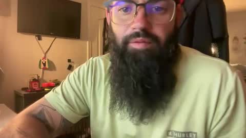 uncutbeard129840 online show from 12, 2, 2026