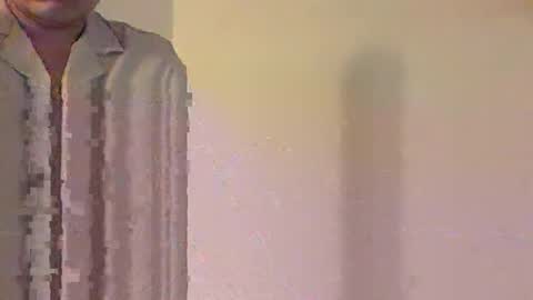 Snapshot of uncutedaustria chatting on 25, 9, 2025 Tom online show from 25, 9, 2025