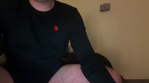 Snapshot of uncutedaustria chatting on 18, 10, 2025 Tom online show from 18, 10, 2025