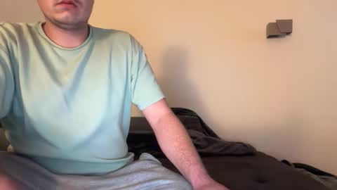 Snapshot of uncutedaustria chatting on 1, 11, 2025 Tom online show from 1, 11, 2025