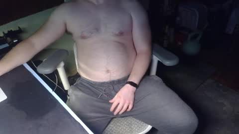 Under the desk online show from 14, 4, 2026