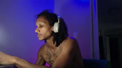 Snapshot of uniballboy chatting on 31, 3, 2026 Uni Ball online show from 31, 3, 2026