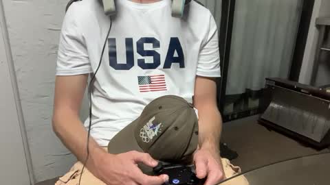 Stepbro online show from 4, 3, 2025