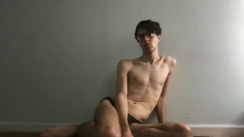 Snapshot of upsetboy chatting on 21, 9, 2025 deaf mute boy online show from 21, 9, 2025