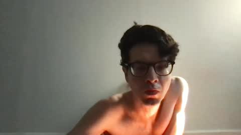 Snapshot of upsetboy chatting on 5, 10, 2025 deaf mute boy online show from 5, 10, 2025