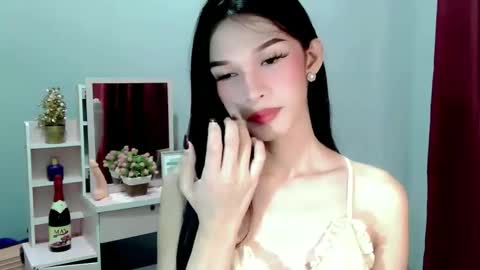 ur_asianbabexxx online show from 17, 12, 2025