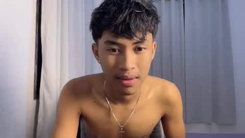 ur_fuckerbttm online show from 22, 11, 2025