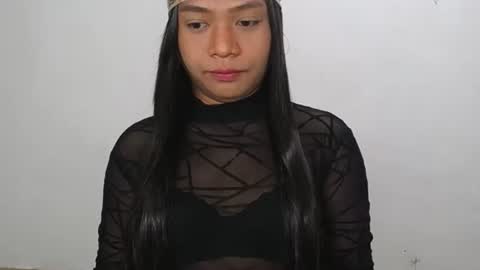 ur_hotcarla online show from 26, 1, 2025