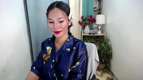 ur_hottest_girl online show from 8, 1, 2026