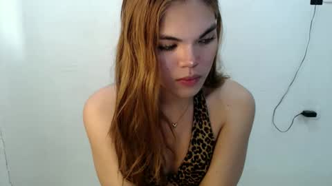 Sweet Couple online show from 25, 2, 2026