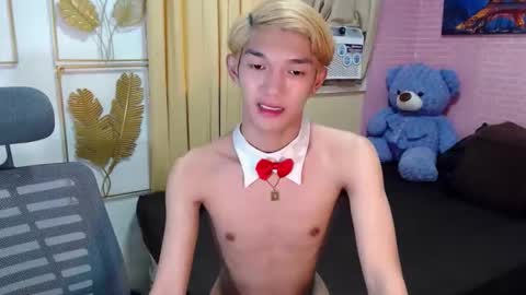 Snapshot of urasian_john20 chatting on 28, 4, 2026 urasian_john20 online show from 28, 4, 2026