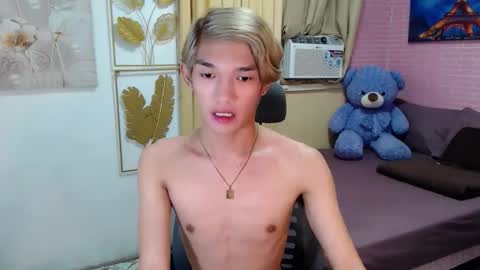 Snapshot of urasian_john20 chatting on 1, 6, 2026 urasian_john20 online show from 1, 6, 2026