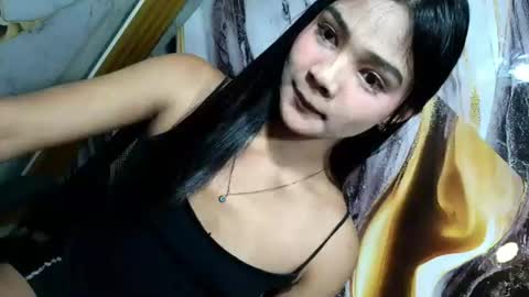 urasian_latinaxxx online show from 6, 7, 2026